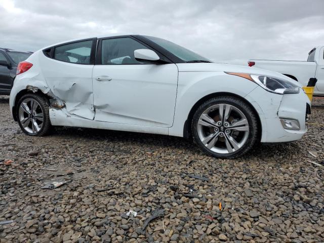 Photo 4 from auction – 2016 HYUNDAI VELOSTER with VIN KMHTC6AD8GU289605