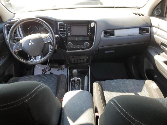 Photo 8 from auction – 2017 MITSUBISHI OUTLANDER with VIN JA4AD2A30HZ057880