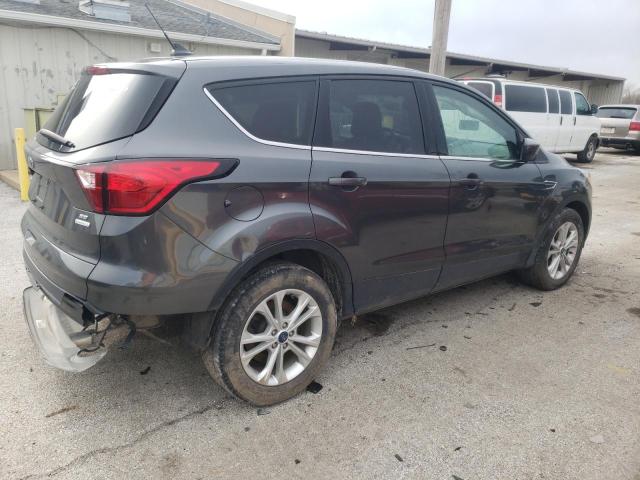 Photo 3 from auction – 2019 FORD ESCAPE SE with VIN 1FMCU0GD8KUA99121