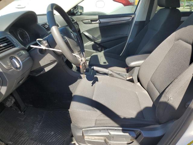 Photo 7 from auction – 2015 VOLKSWAGEN PASSAT S with VIN 1VWAT7A32FC063277