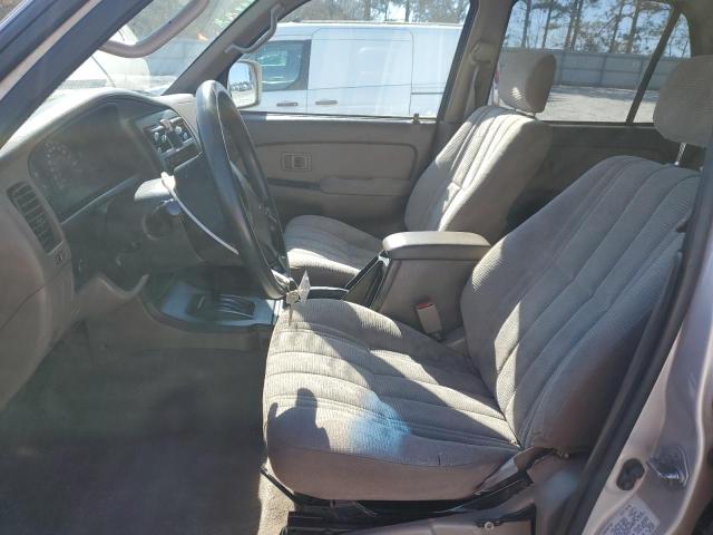 Photo 7 from auction – 2000 TOYOTA 4RUNNER SR with VIN JT3GN86R3Y0142301