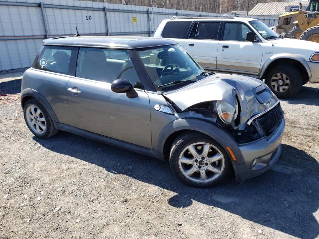 Photo 4 from auction – 2010 MINI COOPER S with VIN WMWMF7C54ATZ72813