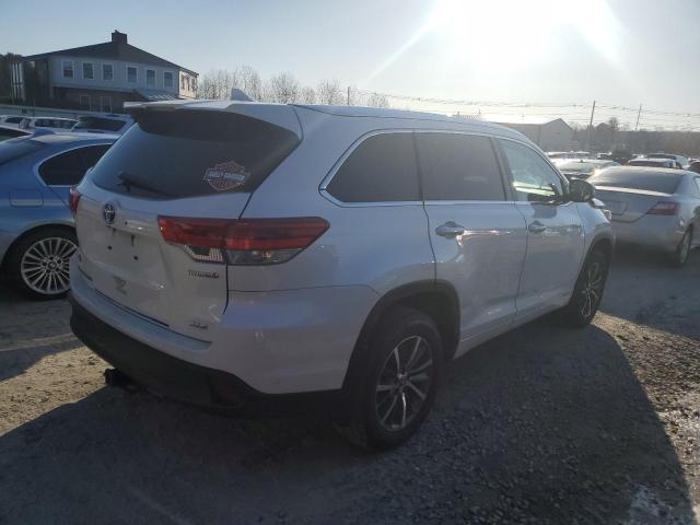 Photo 3 from auction – 2017 TOYOTA HIGHLANDER with VIN 5TDJGRFHXHS025160