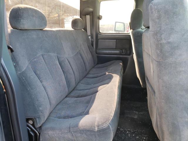 Photo 10 from auction – 2000 CHEVROLET SILVERADO with VIN 1GCEK19V4YE260405