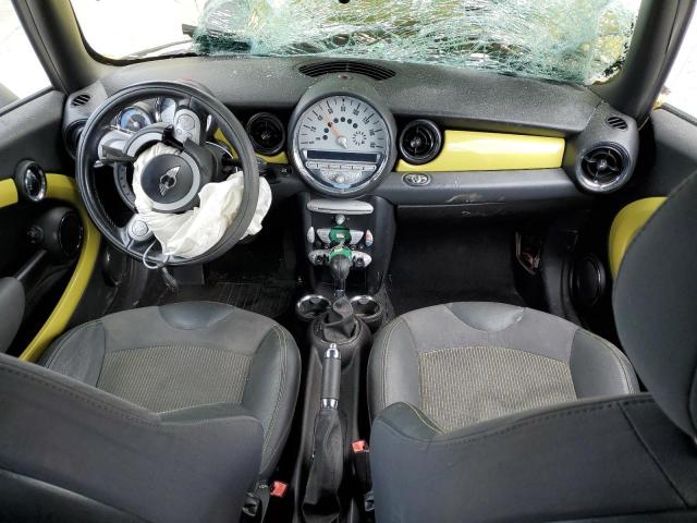 Photo 8 from auction – 2009 MINI COOPER with VIN WMWMR33539TU95321