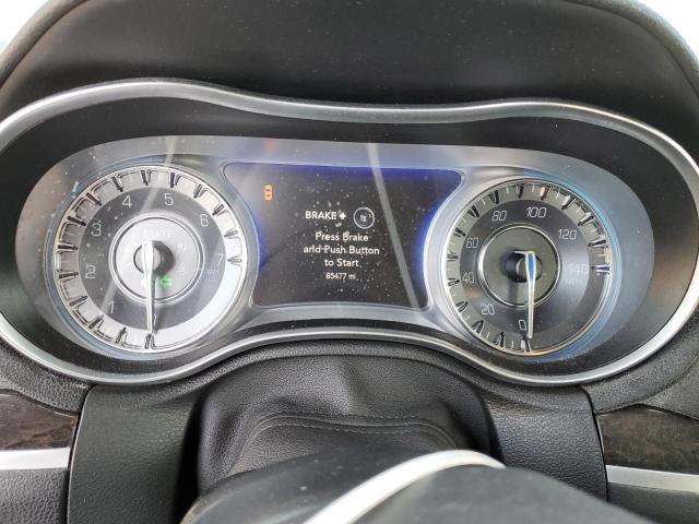 Photo 9 from auction – 2018 CHRYSLER 300 LIMITE with VIN 2C3CCAKG0JH168422