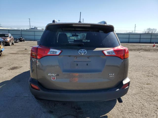 Photo 6 from auction – 2015 TOYOTA RAV4 XLE with VIN JTMRFREV6FD116948
