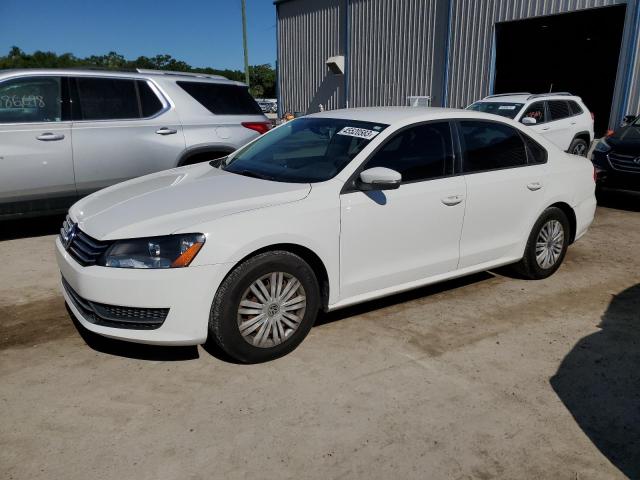 VOLKSWAGEN PASSAT S 2015 with VIN 1VWAT7A32FC063277 - Photo from auction