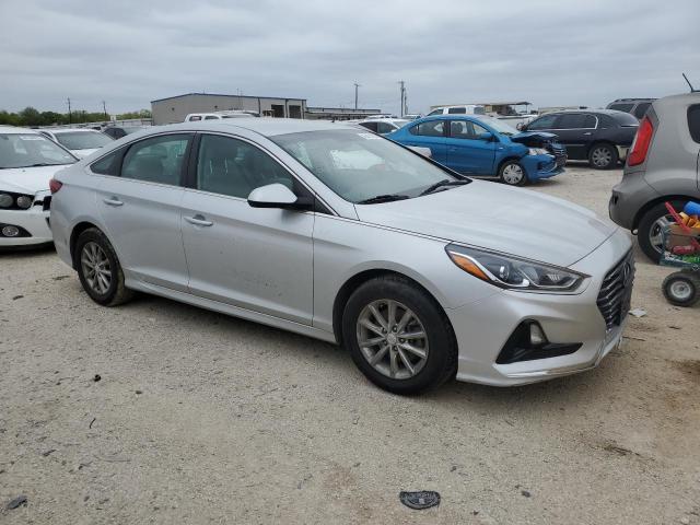 Photo 4 from auction – 2017 HYUNDAI SONATA SE with VIN 5NPE24AF5KH800194