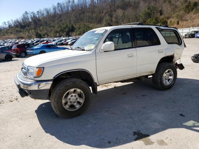 TOYOTA 4RUNNER SR 2000 with VIN JT3HN86RXY0319348 - Photo from auction