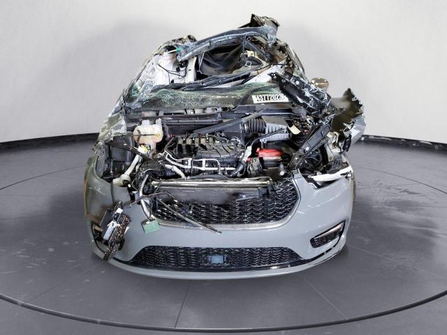 Photo 5 from auction – 2022 CHRYSLER PACIFICA L with VIN 2C4RC1GGXNR114883