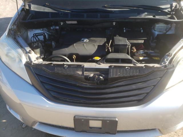 Photo 12 from auction – 2016 TOYOTA SIENNA with VIN 5TDZK3DC5GS724071