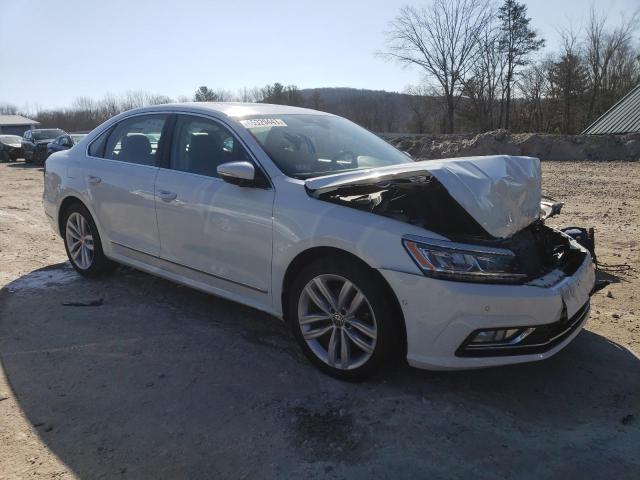 Photo 4 from auction – 2018 VOLKSWAGEN PASSAT SEL with VIN 1VWCA7A30JC003036