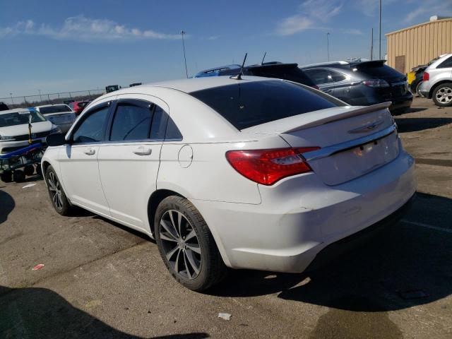 Photo 2 from auction – 2013 CHRYSLER 200 TOURIN with VIN 1C3CCBBB4DN570109