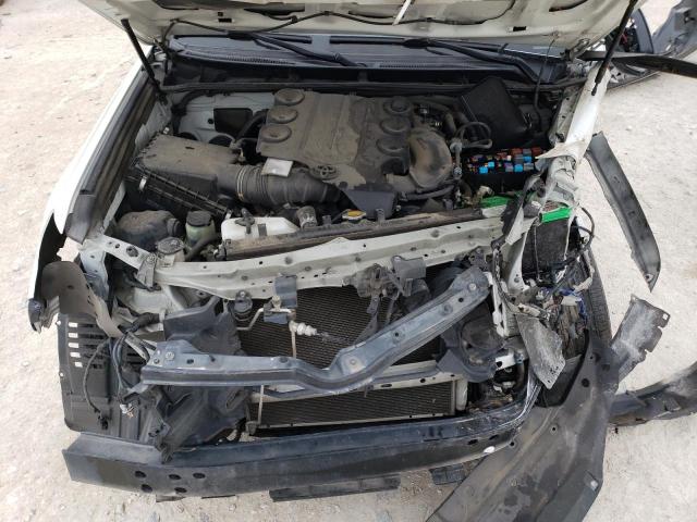 Photo 12 from auction – 2014 TOYOTA 4RUNNER SR with VIN JTEBU5JR2E5171314
