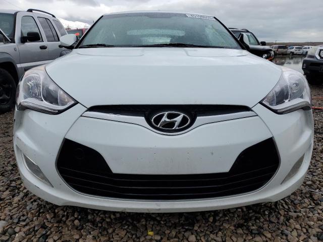 Photo 5 from auction – 2016 HYUNDAI VELOSTER with VIN KMHTC6AD8GU289605