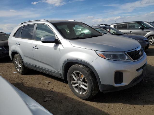 Photo 4 from auction – 2014 KIA SORENTO LX with VIN 5XYKTDA70EG424976