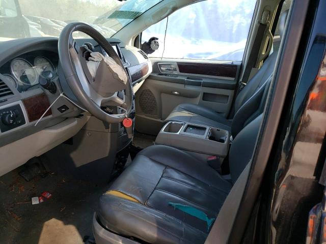 Photo 7 from auction – 2010 CHRYSLER TOWN & COU with VIN 2A4RR5D10AR188632