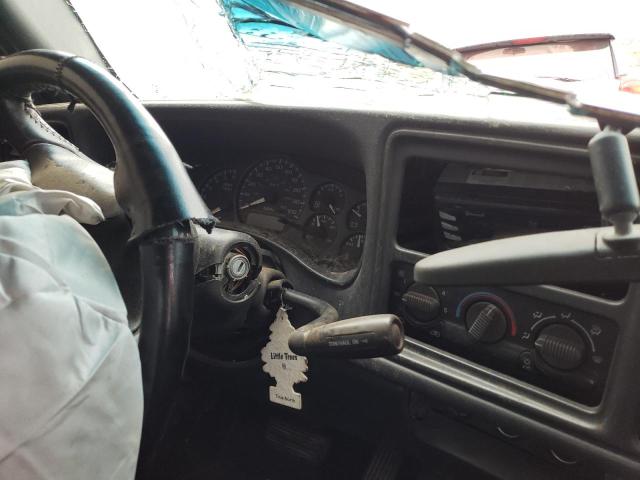Photo 9 from auction – 2002 CHEVROLET SILVERADO with VIN 2GCEC19T921117387