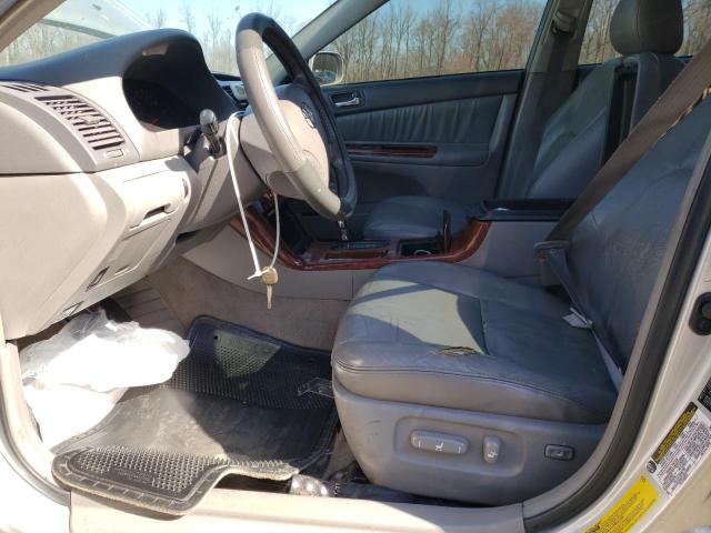Photo 7 from auction – 2005 TOYOTA CAMRY LE with VIN 4T1BF30K65U106877