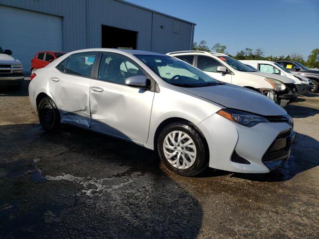 Photo 4 from auction – 2017 TOYOTA COROLLA L with VIN 5YFBURHE1HP706090
