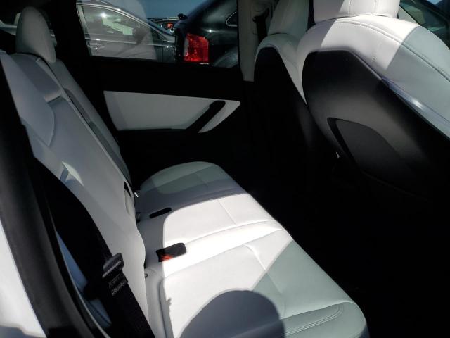 Photo 11 from auction – 2022 TESLA MODEL Y with VIN 7SAYGDEF7NF407344
