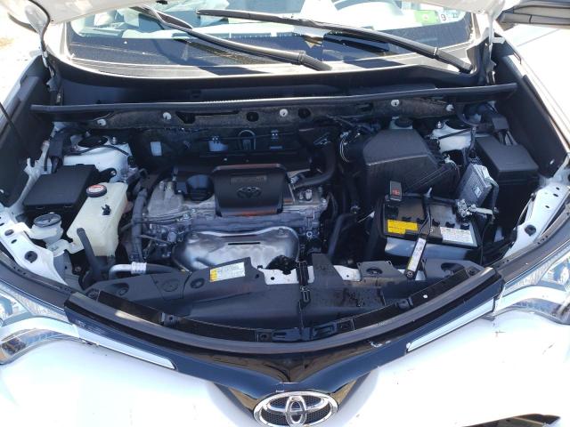 Photo 11 from auction – 2016 TOYOTA RAV4 LE with VIN JTMZFREV4GD087449
