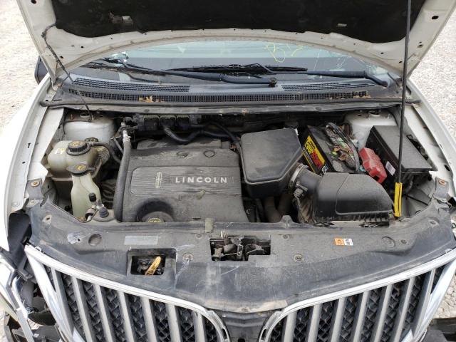 Photo 12 from auction – 2011 LINCOLN MKX with VIN 2LMDJ6JK7BBJ10563