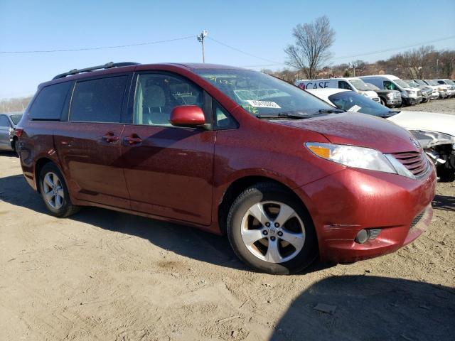 Photo 4 from auction – 2015 TOYOTA SIENNA LE with VIN 5TDKK3DC4FS539980