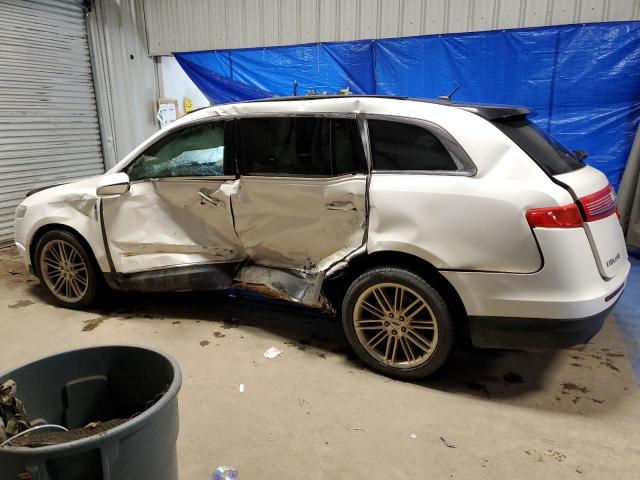 Photo 2 from auction – 2013 LINCOLN MKT with VIN 2LMHJ5AT9DBL56067
