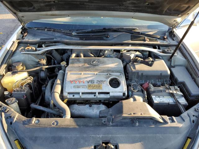 Photo 11 from auction – 2002 LEXUS ES 300 with VIN JTHBF30G320045697