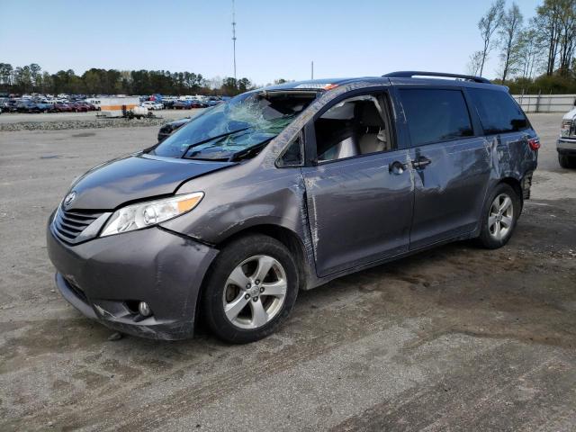 TOYOTA SIENNA LE 2017 with VIN 5TDKZ3DC2HS888845 - Photo from auction
