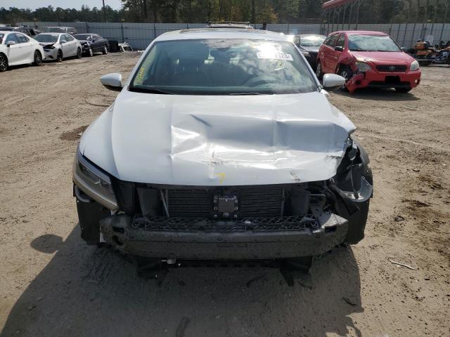 Photo 5 from auction – 2017 VOLKSWAGEN PASSAT SEL with VIN 1VWCT7A32HC078163
