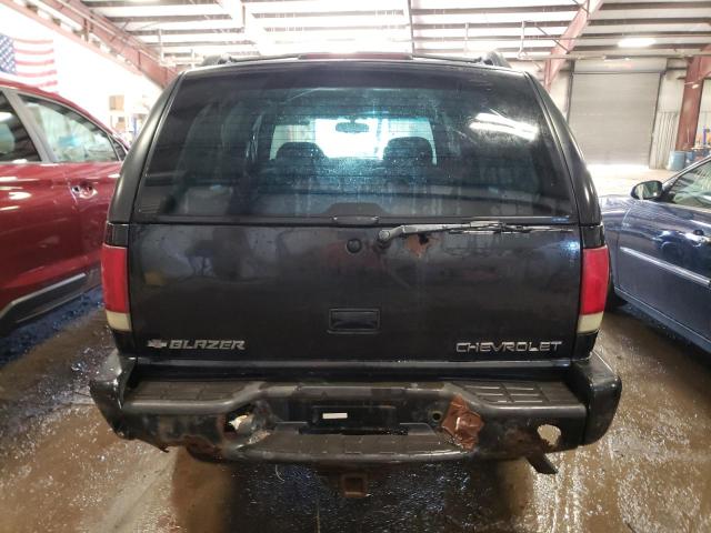 Photo 6 from auction – 2001 CHEVROLET BLAZER with VIN 1GNDT13W012221092