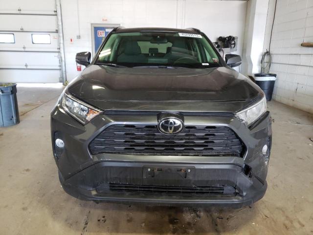 Photo 5 from auction – 2019 TOYOTA RAV4 XLE with VIN JTMP1RFV9KD022528
