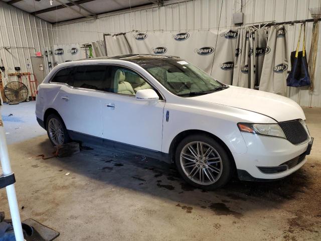Photo 4 from auction – 2013 LINCOLN MKT with VIN 2LMHJ5AT9DBL56067