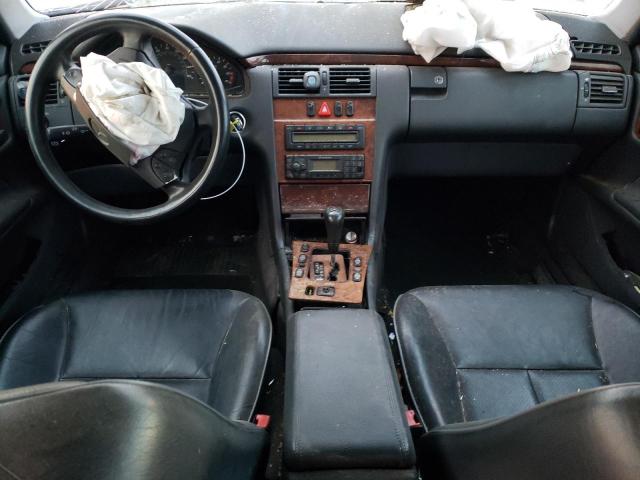 Photo 8 from auction – 2000 MERCEDES-BENZ E 320 with VIN WDBJF65J9YA978489