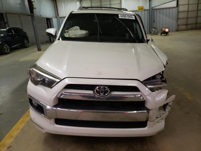 Photo 5 from auction – 2018 TOYOTA 4RUNNER SR with VIN JTEBU5JR0J5552038