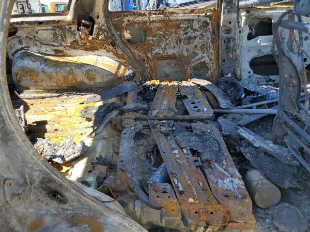 Photo 10 from auction – 2002 TOYOTA 4RUNNER SR with VIN JT3HN86RX20383011