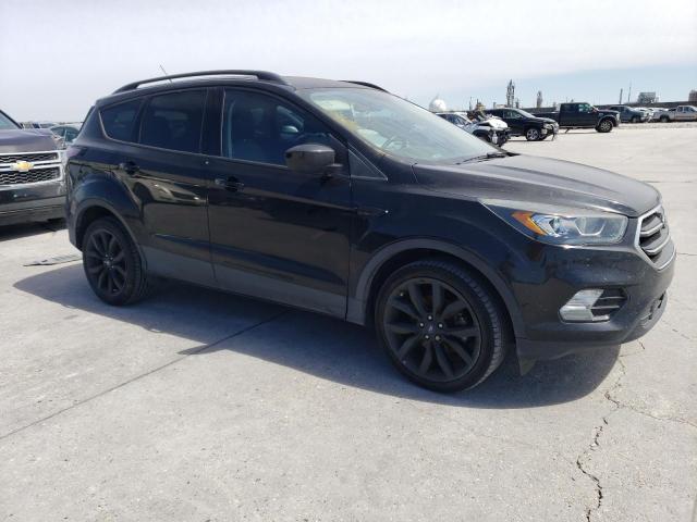 Photo 4 from auction – 2017 FORD ESCAPE SE with VIN 1FMCU0GD2HUC43237