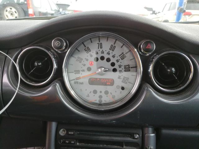 Photo 9 from auction – 2006 MINI COOPER with VIN WMWRC335X6TK67593