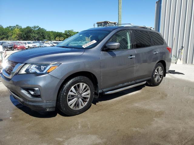 NISSAN PATHFINDER 2017 with VIN 5N1DR2MN7HC641077 - Photo from auction