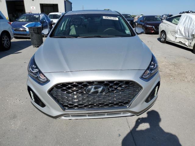 Photo 5 from auction – 2019 HYUNDAI SONATA LIM with VIN 5NPE34AF8KH768855