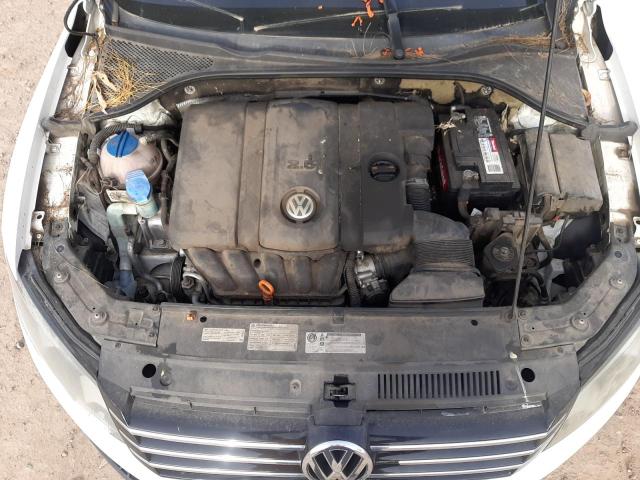 Photo 11 from auction – 2012 VOLKSWAGEN PASSAT S with VIN 1VWAP7A34CC015036