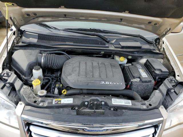 Photo 12 from auction – 2014 CHRYSLER TOWN & COU with VIN 2C4RC1BG8ER225424