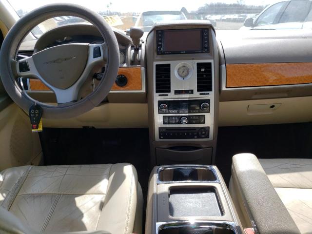 Photo 8 from auction – 2010 CHRYSLER TOWN & COU with VIN 2A4RR6DX5AR152266