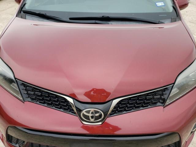 Photo 12 from auction – 2018 TOYOTA SIENNA SE with VIN 5TDXZ3DC4JS926846