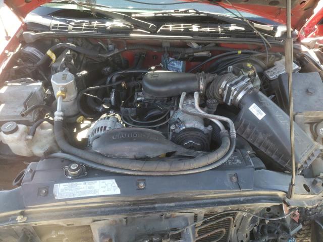 Photo 12 from auction – 2005 CHEVROLET BLAZER with VIN 1GNCT18XX5K105319