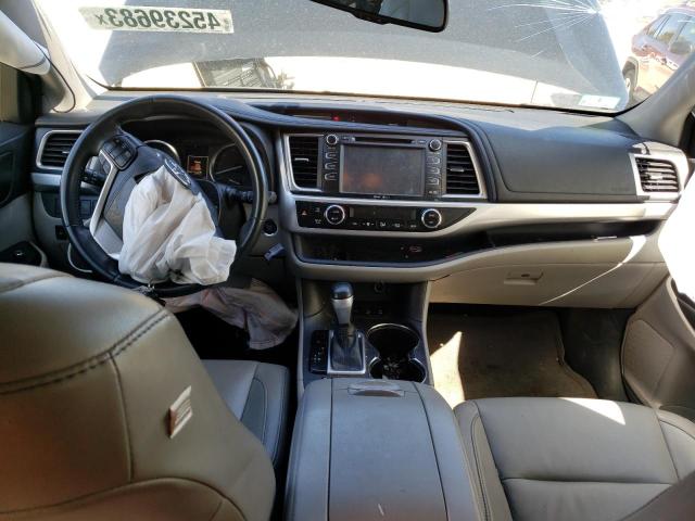 Photo 8 from auction – 2015 TOYOTA HIGHLANDER with VIN 5TDJKRFH9FS208285