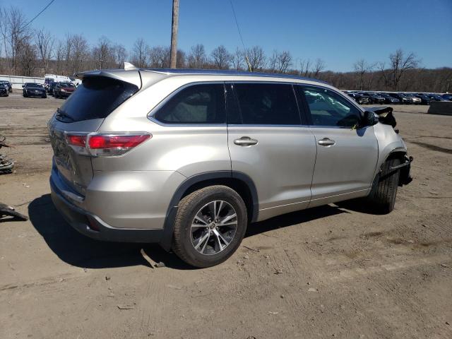 Photo 3 from auction – 2016 TOYOTA HIGHLANDER with VIN 5TDJKRFH3GS271299